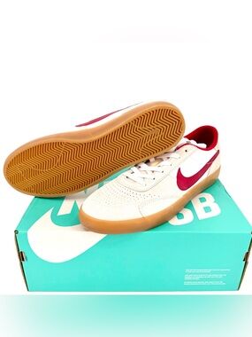 Nike SB Heritage Vulc CD5010-100 Men’s 11.5 White Red Gum Skate Shoes